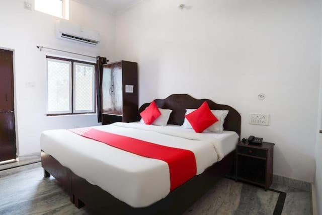 Backpackers Karma Home Stay Khajurāho Extérieur photo